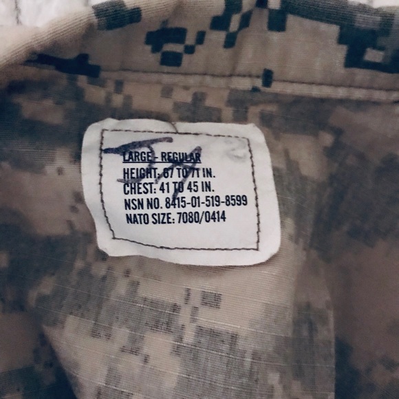 Men’s Women’s Authentic Military Camo Jacket - Picture 3 of 3